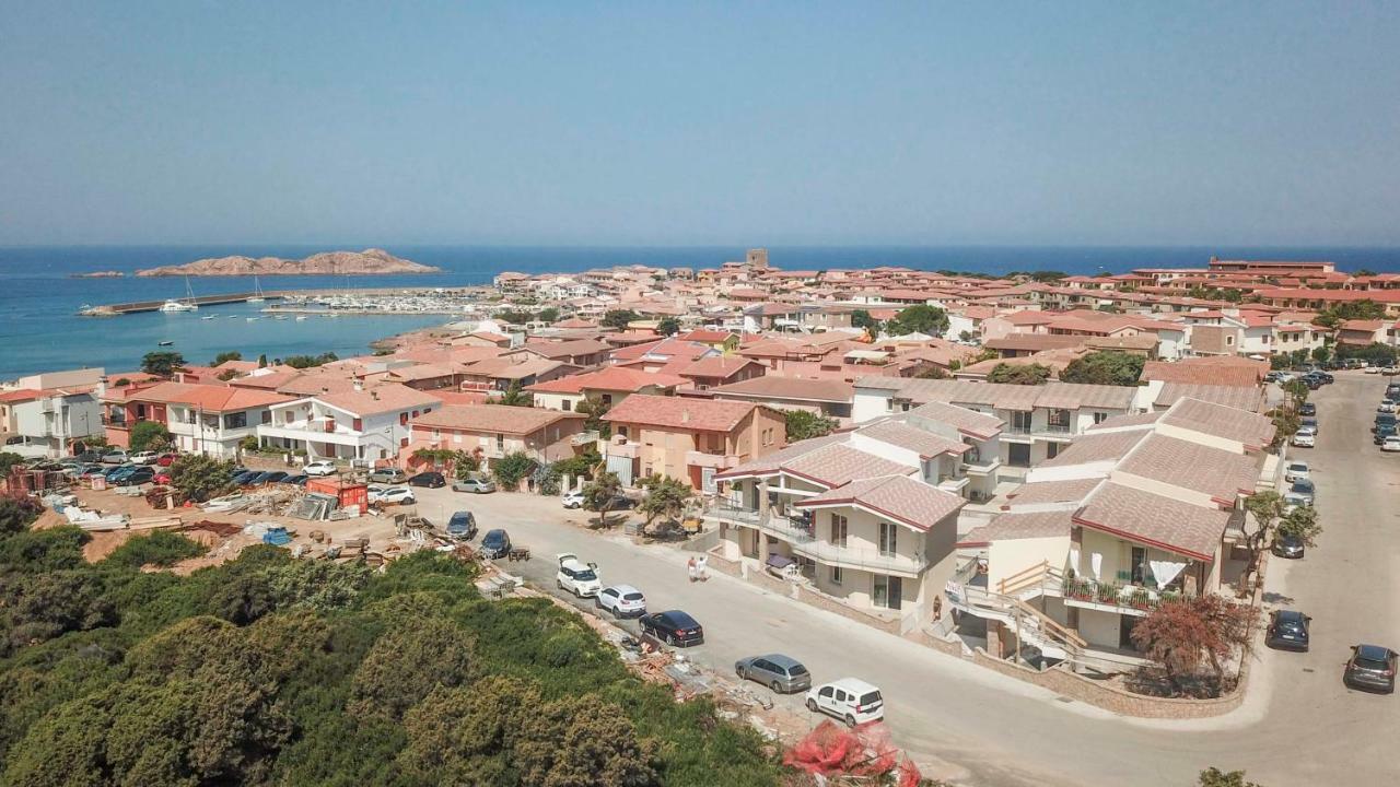 Residence La Marina Isola Rossa Exterior photo