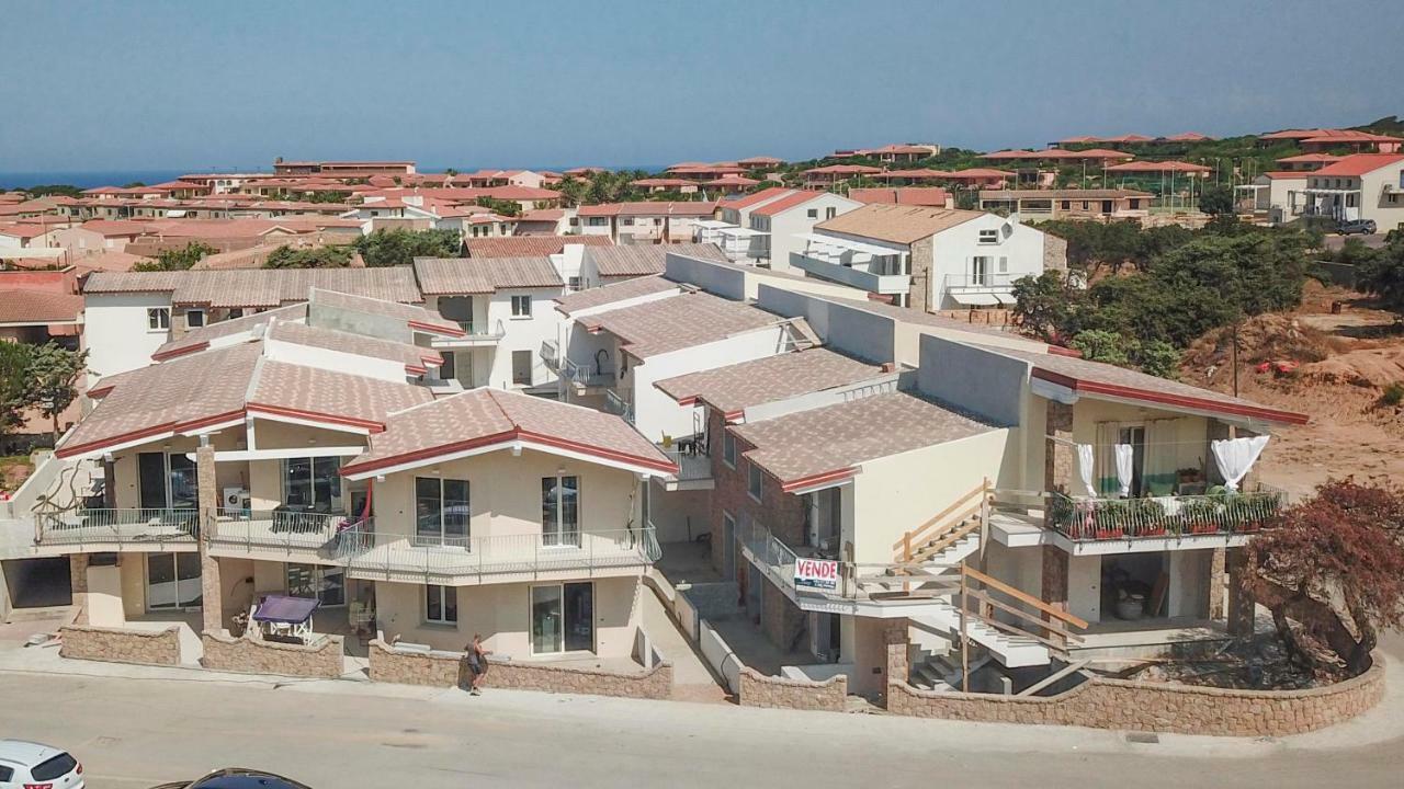 Residence La Marina Isola Rossa Exterior photo