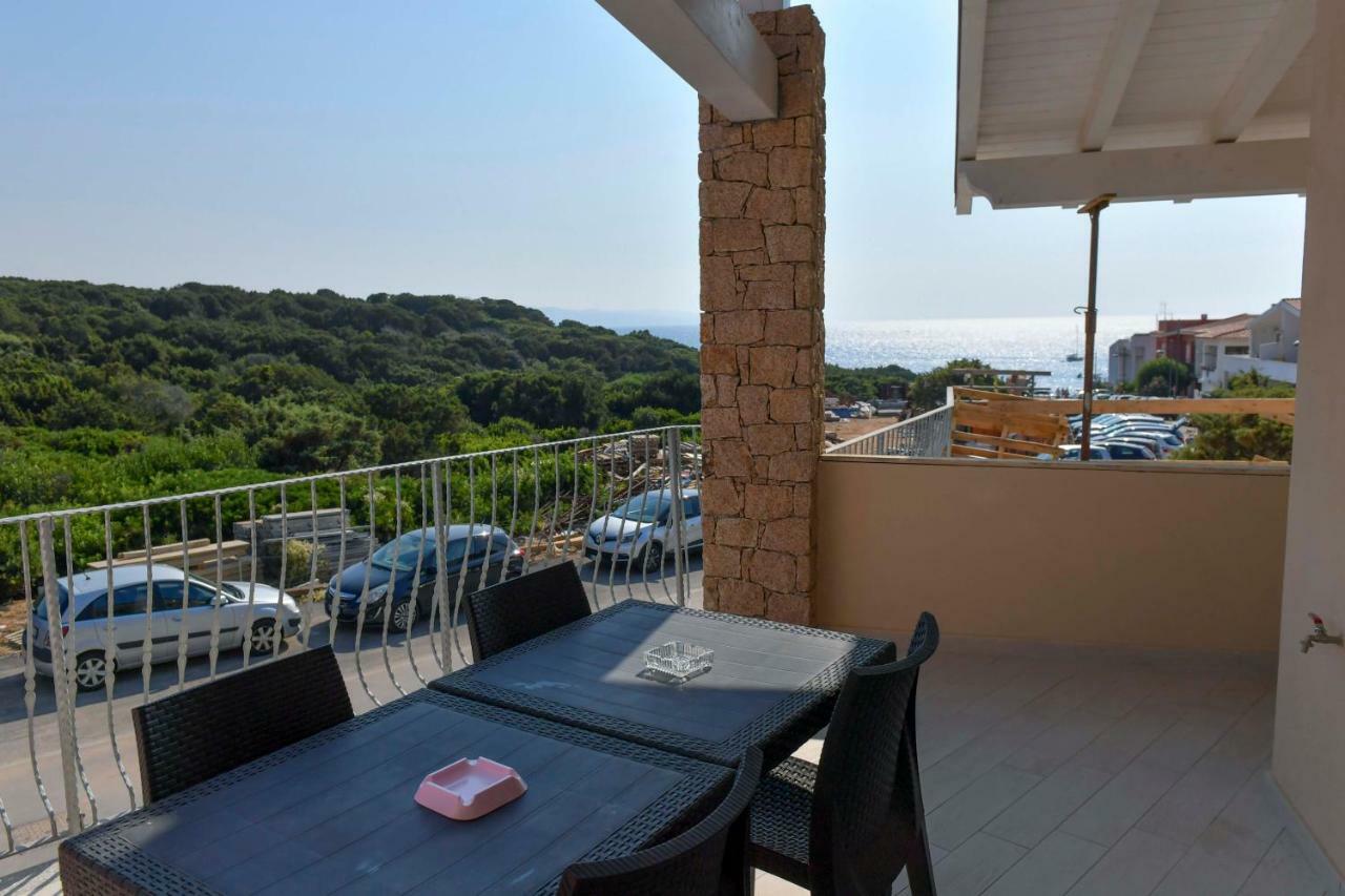 Residence La Marina Isola Rossa Exterior photo