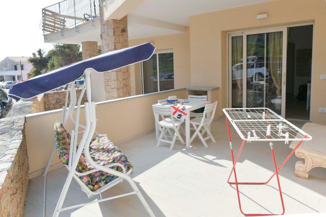 Residence La Marina Isola Rossa Exterior photo